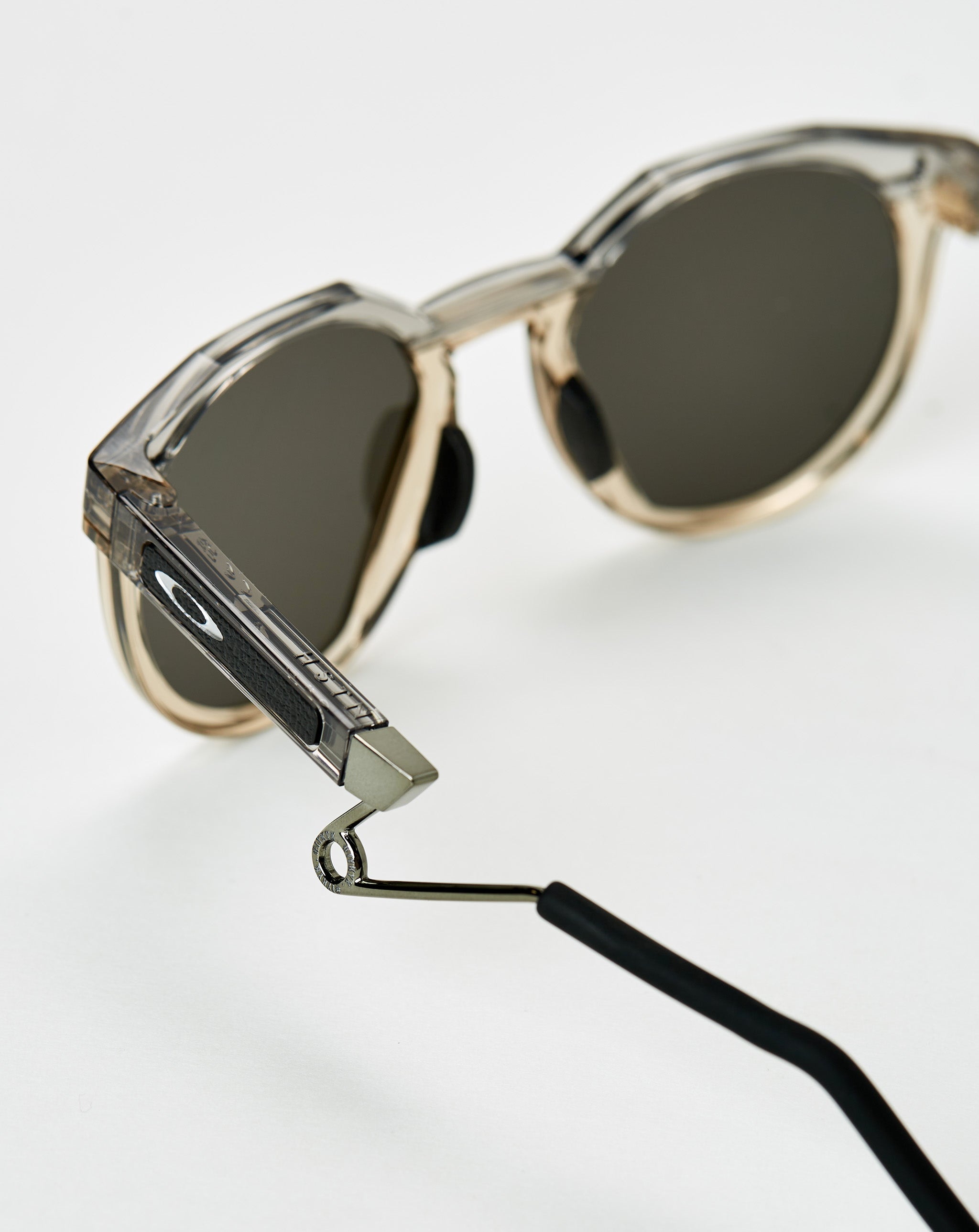 Oakley Gold 'Panthère de ' Cat-Eye Sunglasses  - Cheap 127-0 Jordan outlet