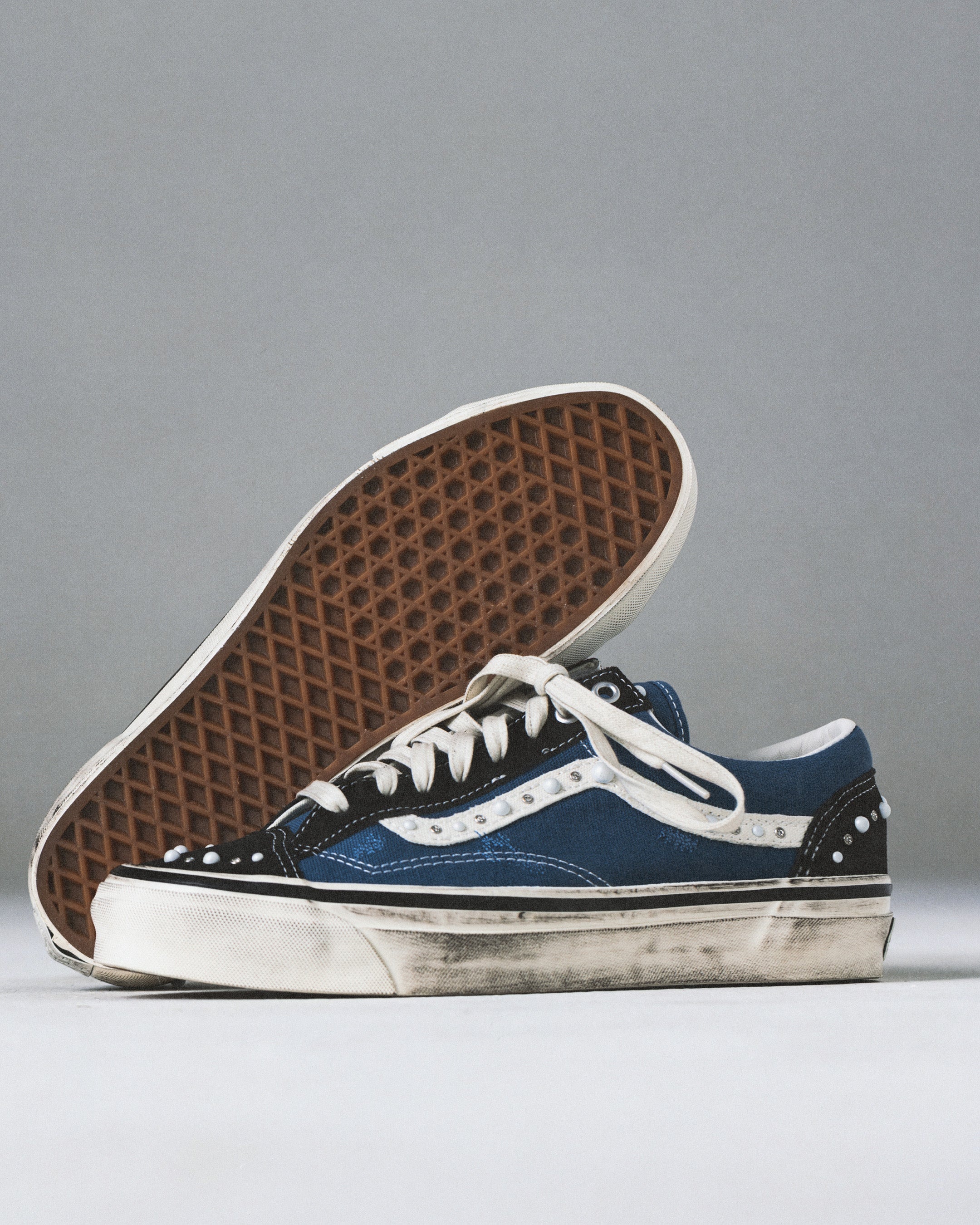 Vans LX Old Skool 36 "Pearlized": A Classic with a Refined Edge