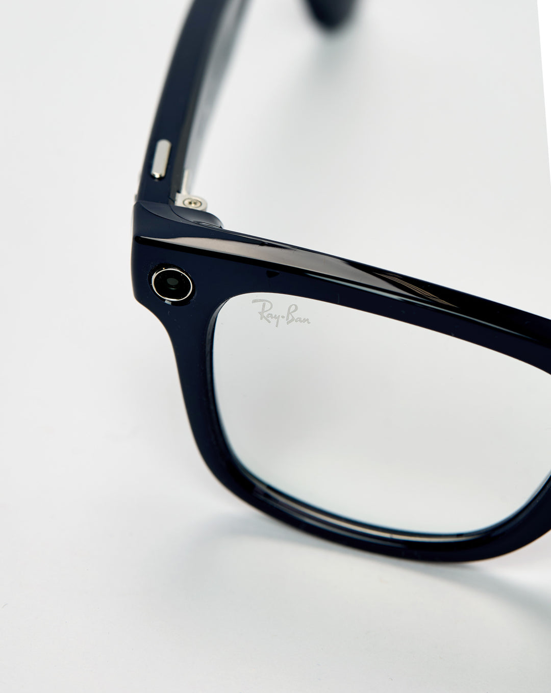 Ray-Ban Meta Wayfarer - XHIBITION