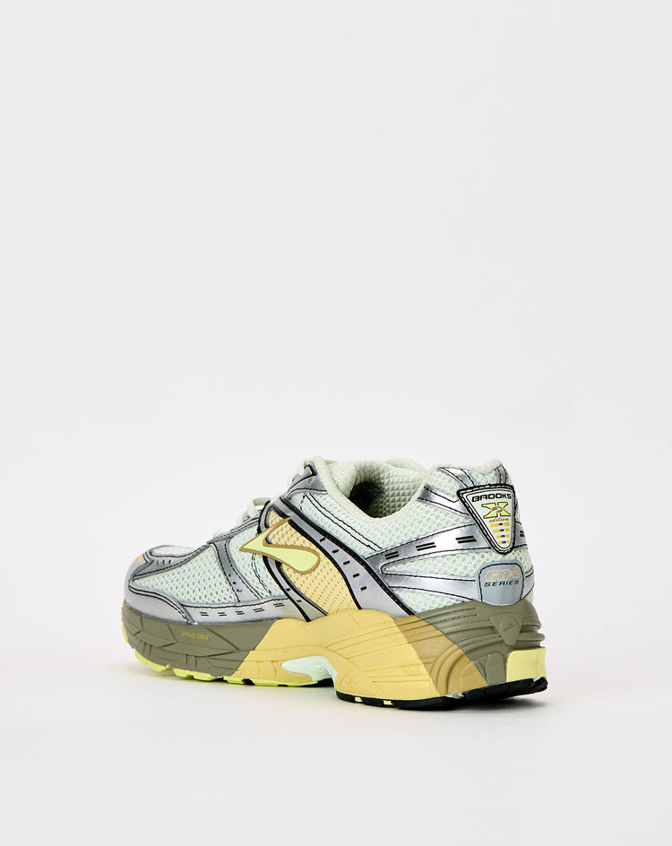 Brooks Adrenaline GTS 10 - XHIBITION