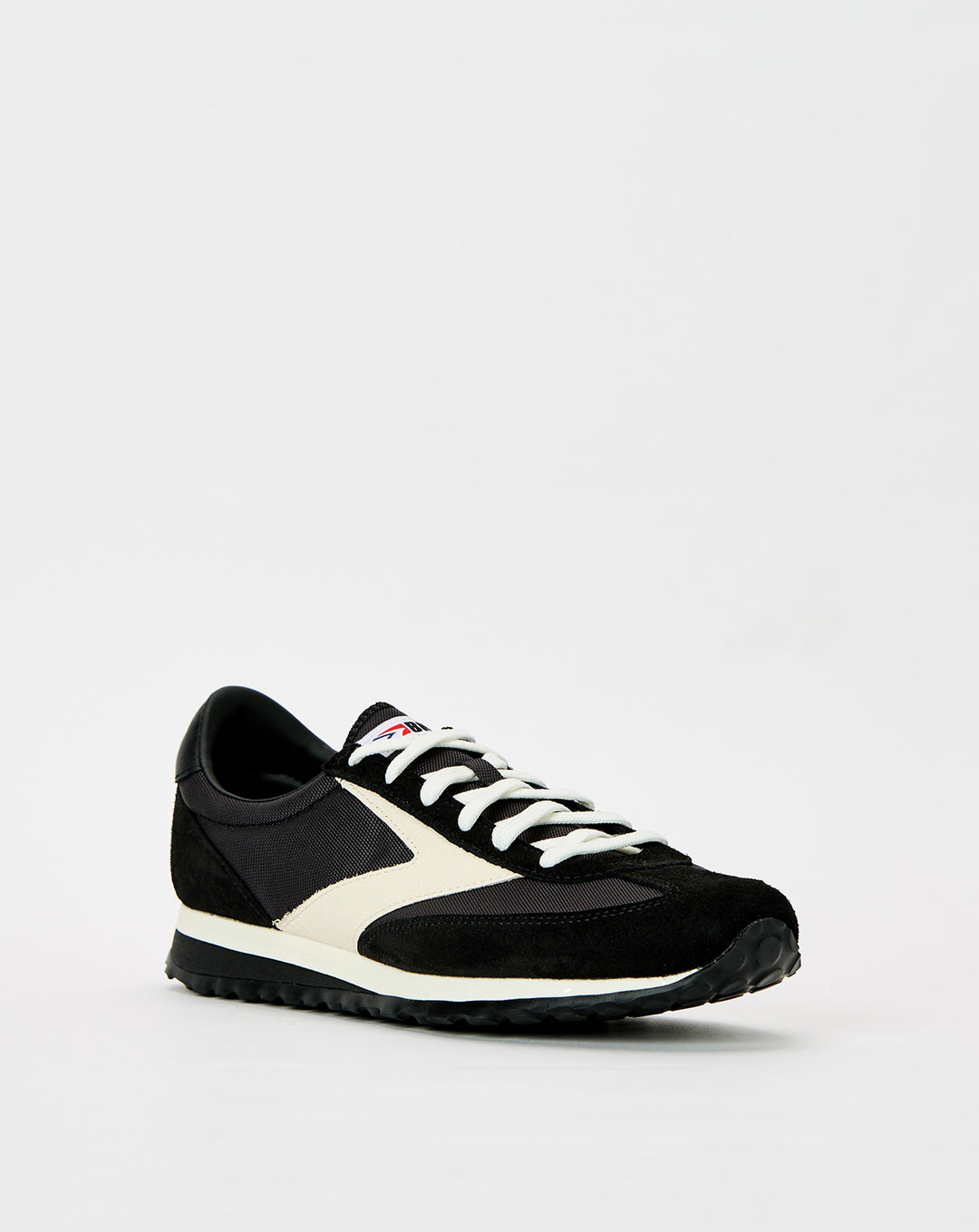 Brooks Vanguard - XHIBITION