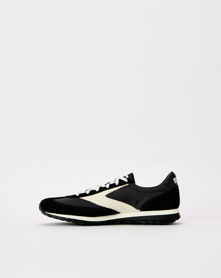 Brooks Vanguard - XHIBITION