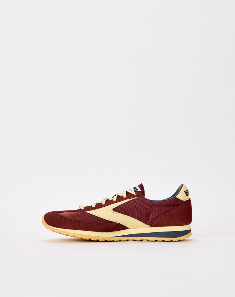 Brooks Vanguard - XHIBITION