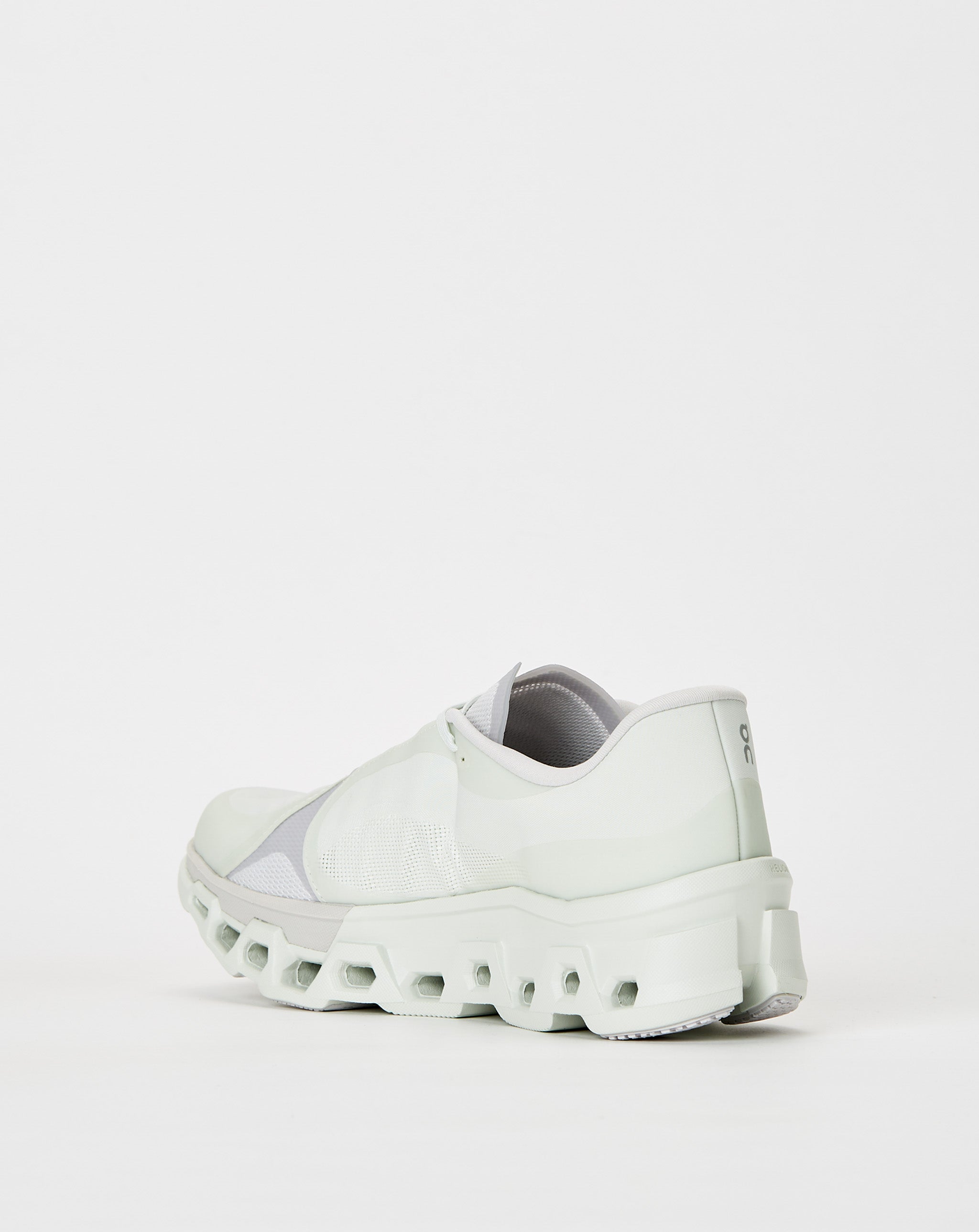 On Running - Post Archive Faction x Cloudmonster 2 - Vapor