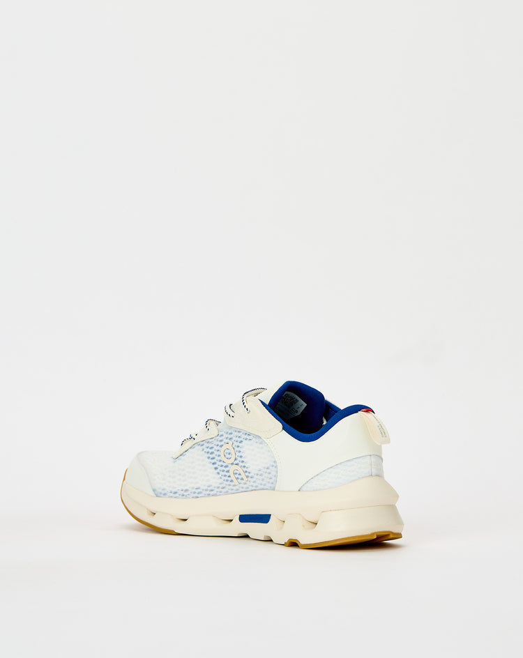 On Running Zendaya x Women's Cloudzone Moon - XHIBITION