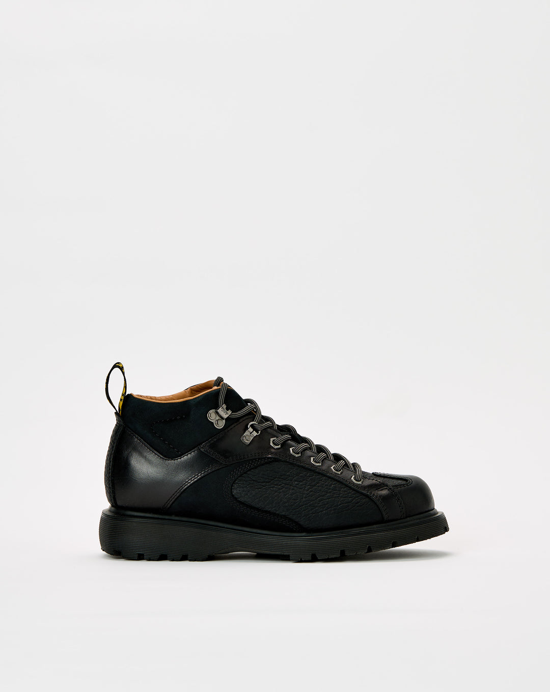 Dr. Martens Alp Boot - XHIBITION