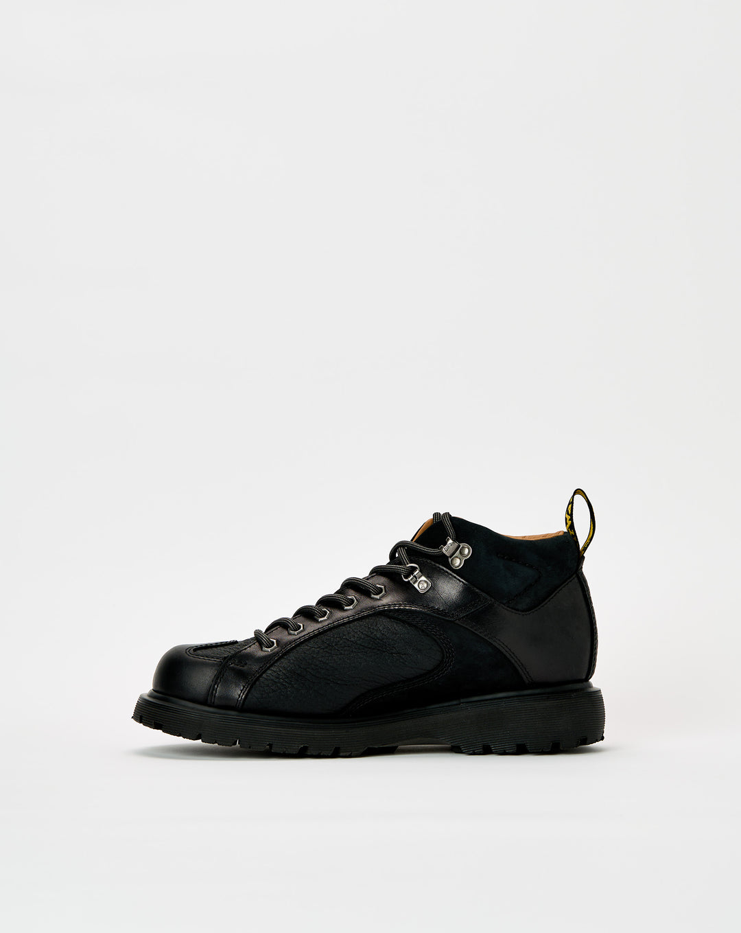 Dr. Martens Alp Boot - XHIBITION