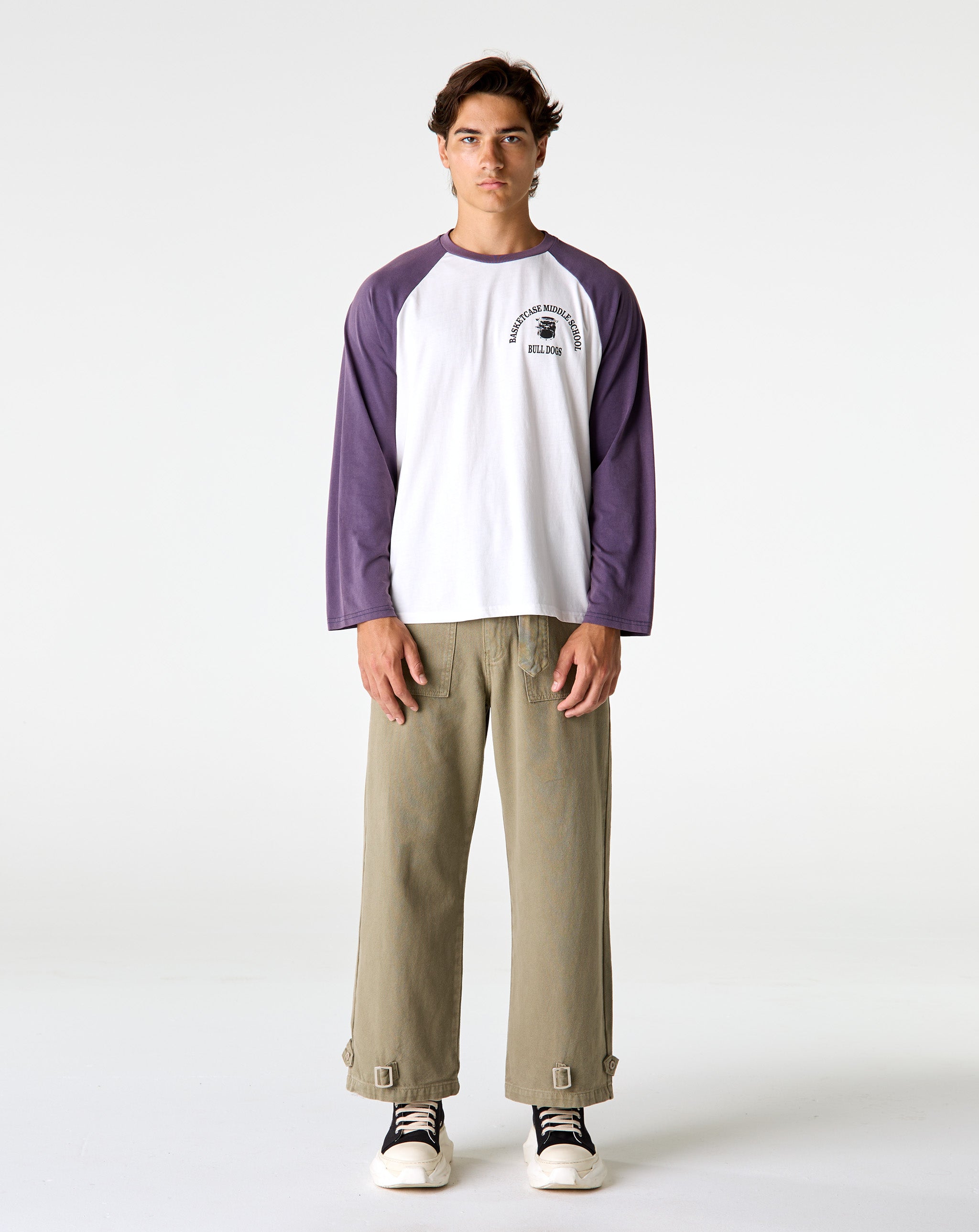 Basketcase Gallery Bulldog Raglan - XHIBITION