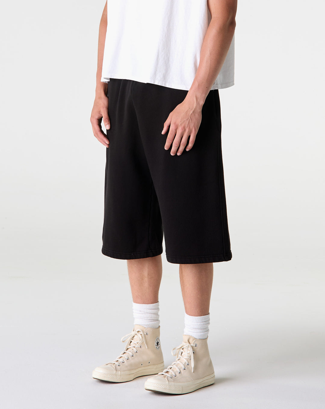 Heavyweight Party Short