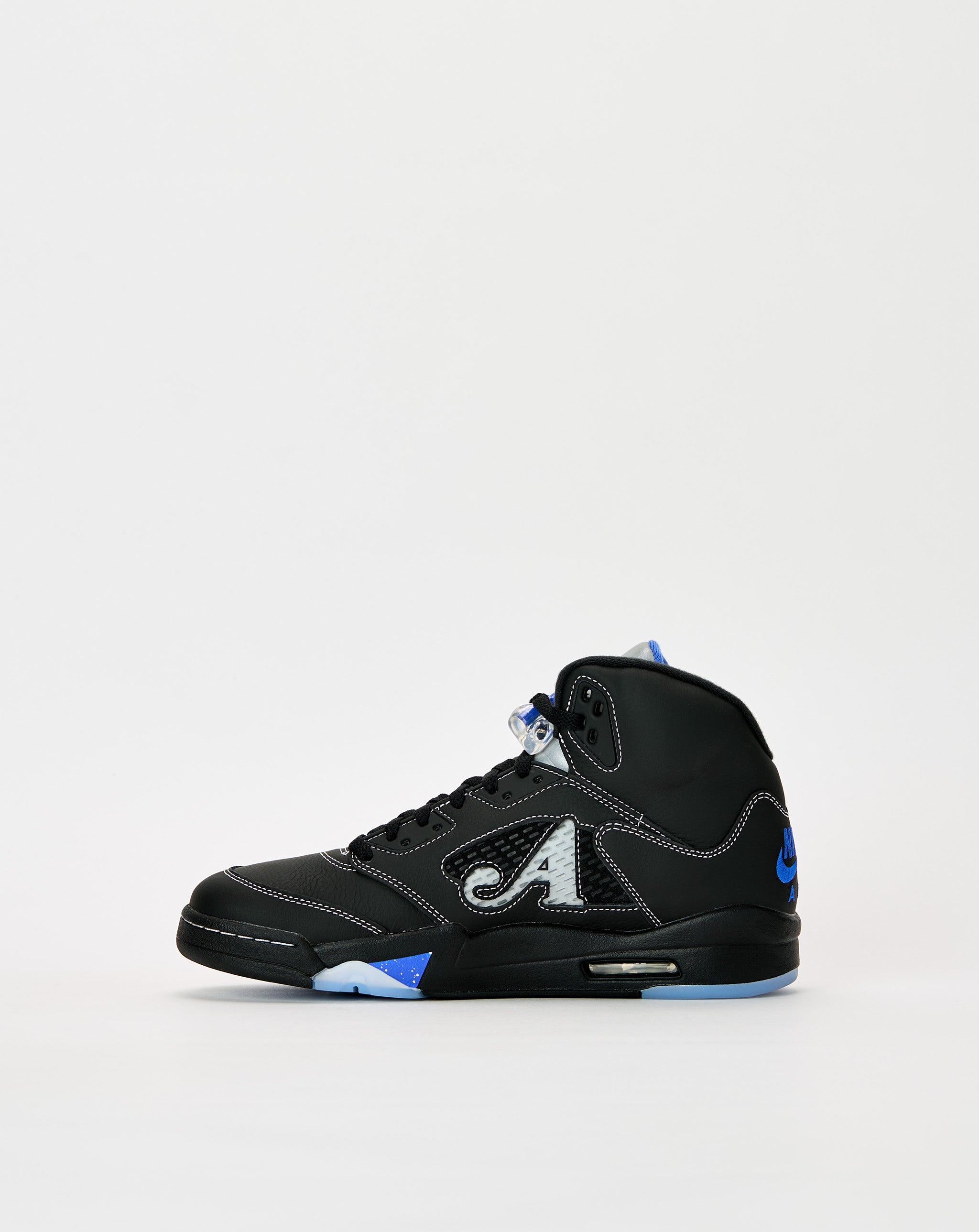 Air Jordan Awake NY x Air Jordan 5 Retro - XHIBITION