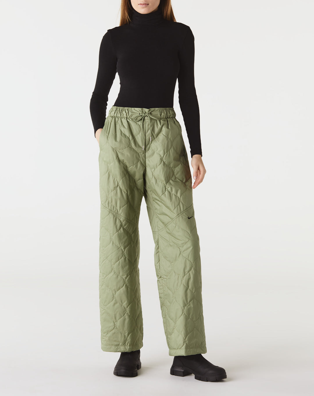 Nike Women's Quilted High-Waisted Open Hem Pants  - XHIBITION