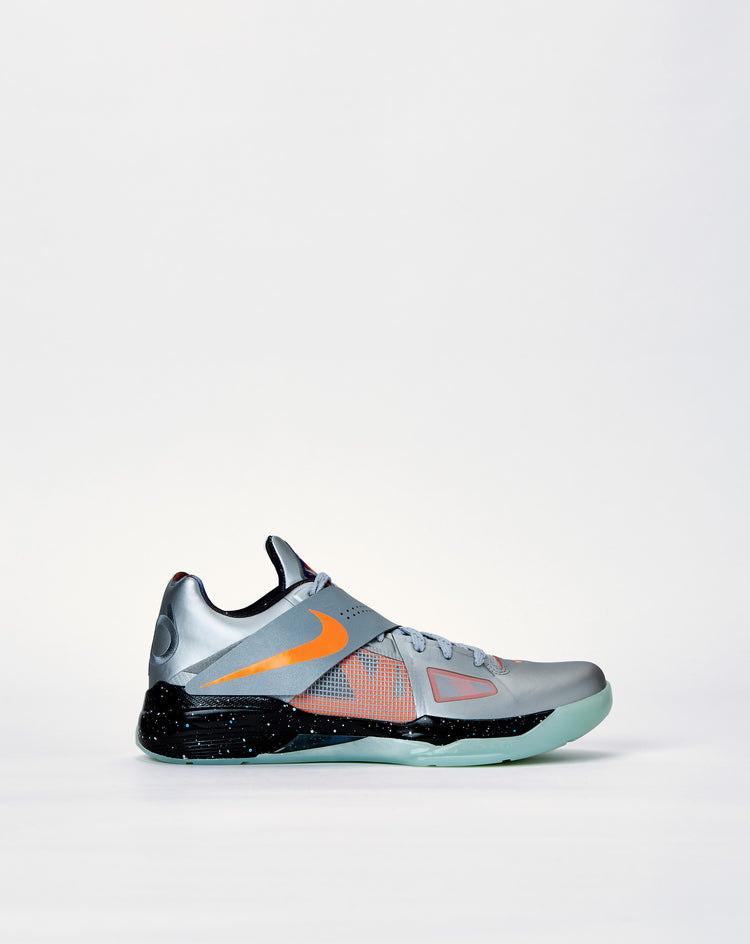 KD IV â Xhibition