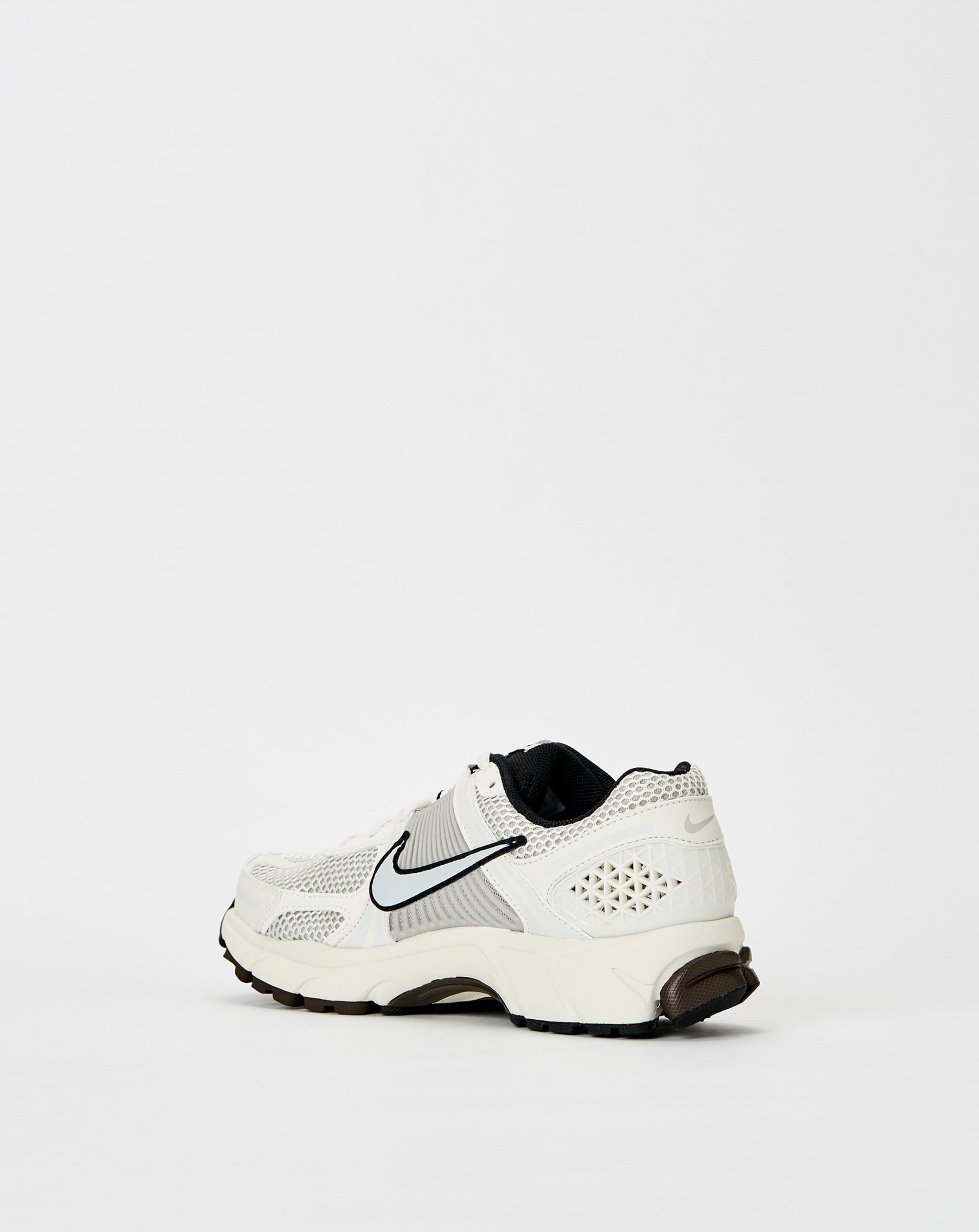 Nike Keep Women's Zoom Vomero 5  - Cheap Cerbe Jordan outlet
