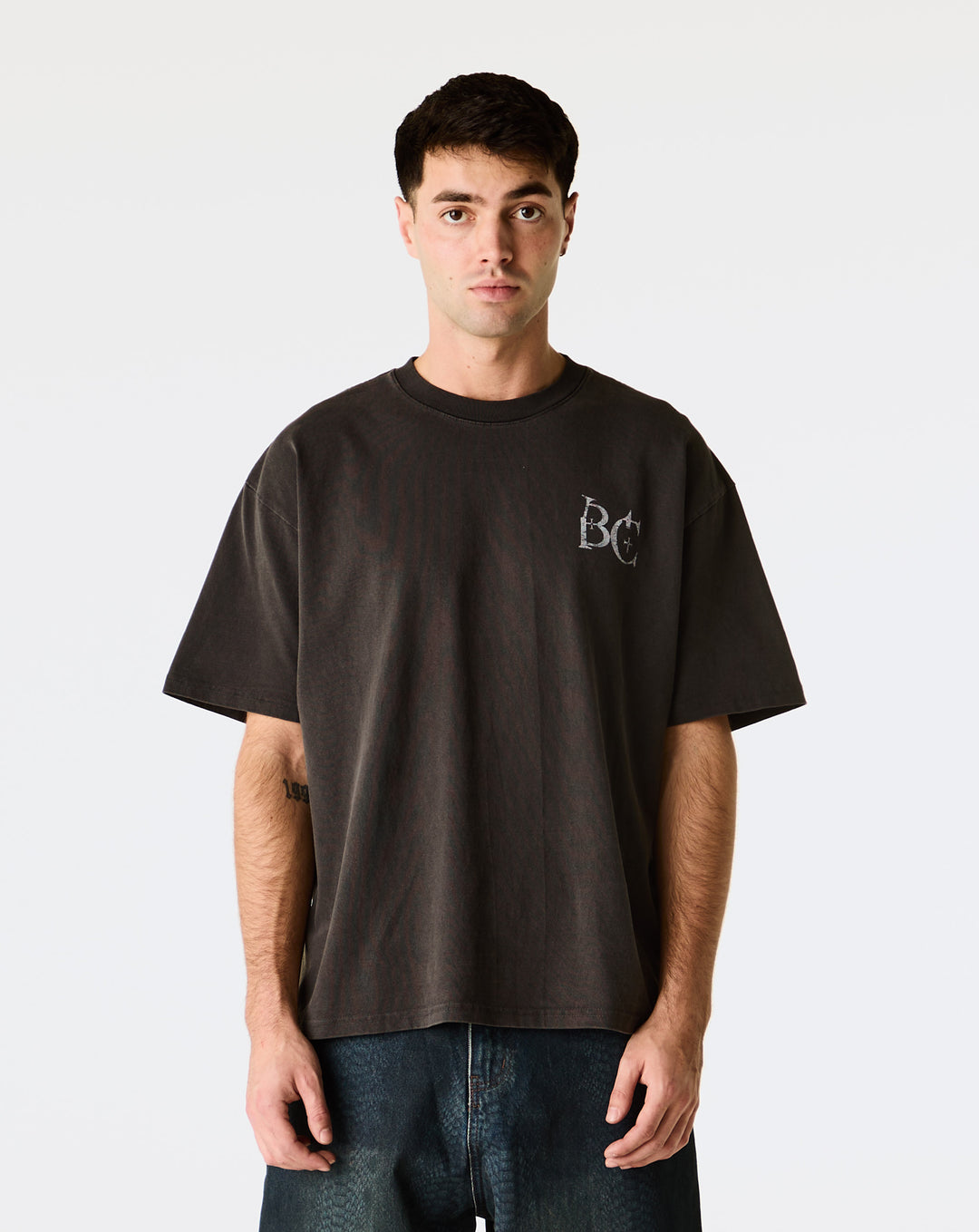 Basketcase Gallery Hang Loose T-Shirt - XHIBITION