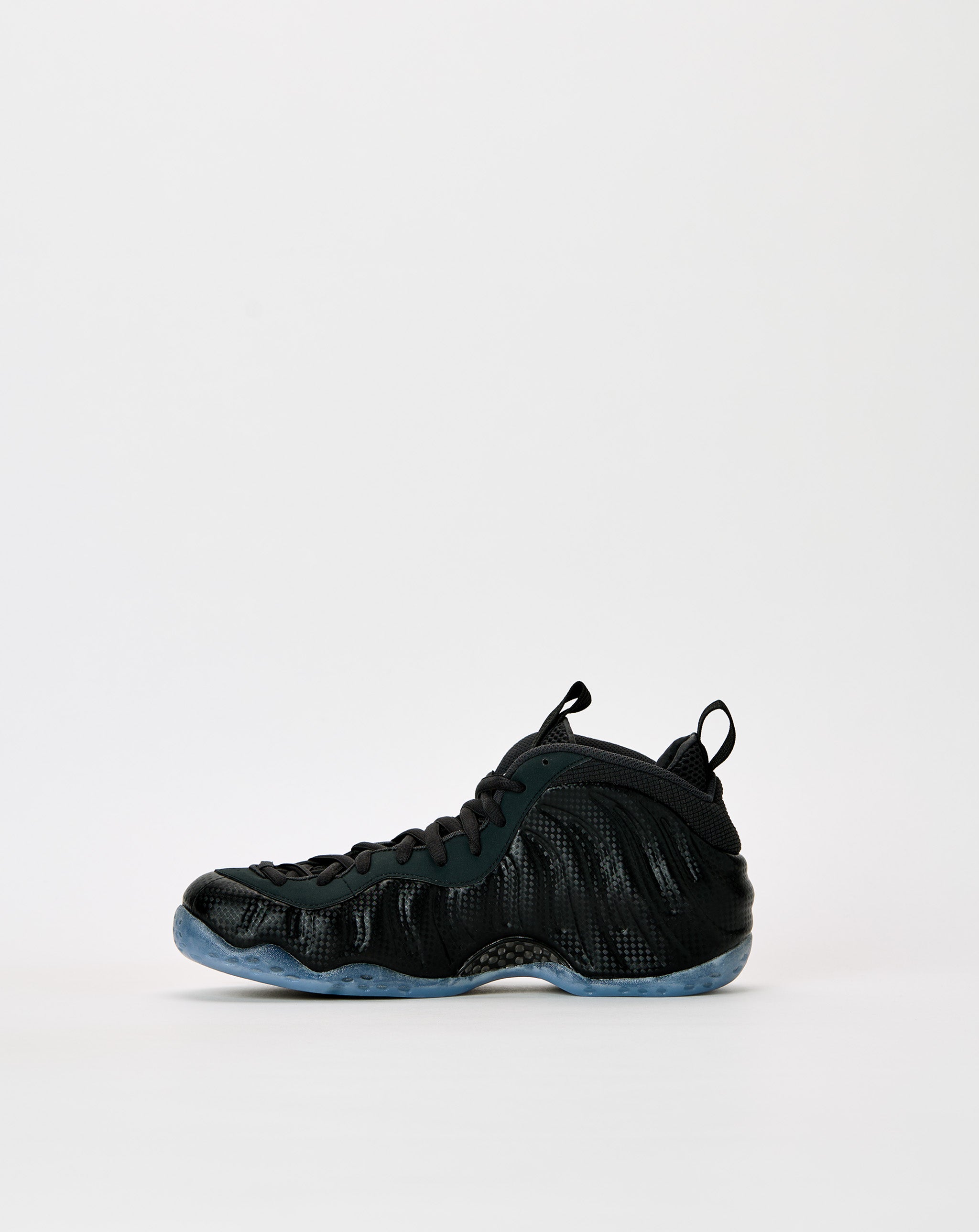 Nike Air Foamposite One 'Carbon Fiber' - XHIBITION