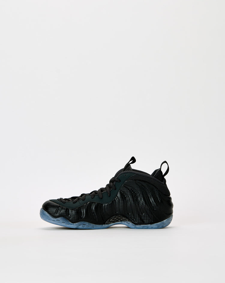Nike Air Foamposite One 'Carbon Fiber' - XHIBITION