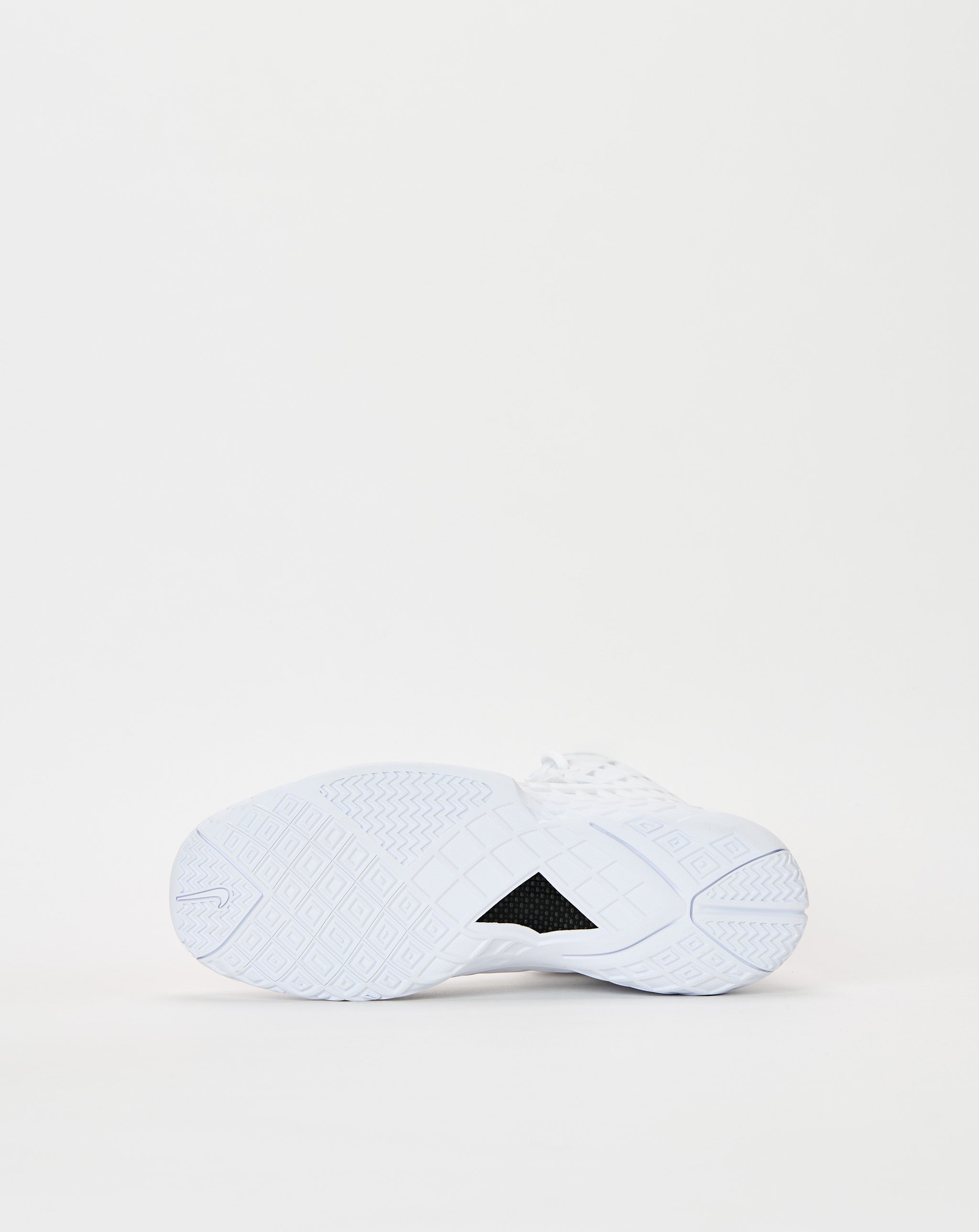 H*a様 Kobe 3 Protro The Kobe 3 Protro Is a Basketball Icon Reengineered for