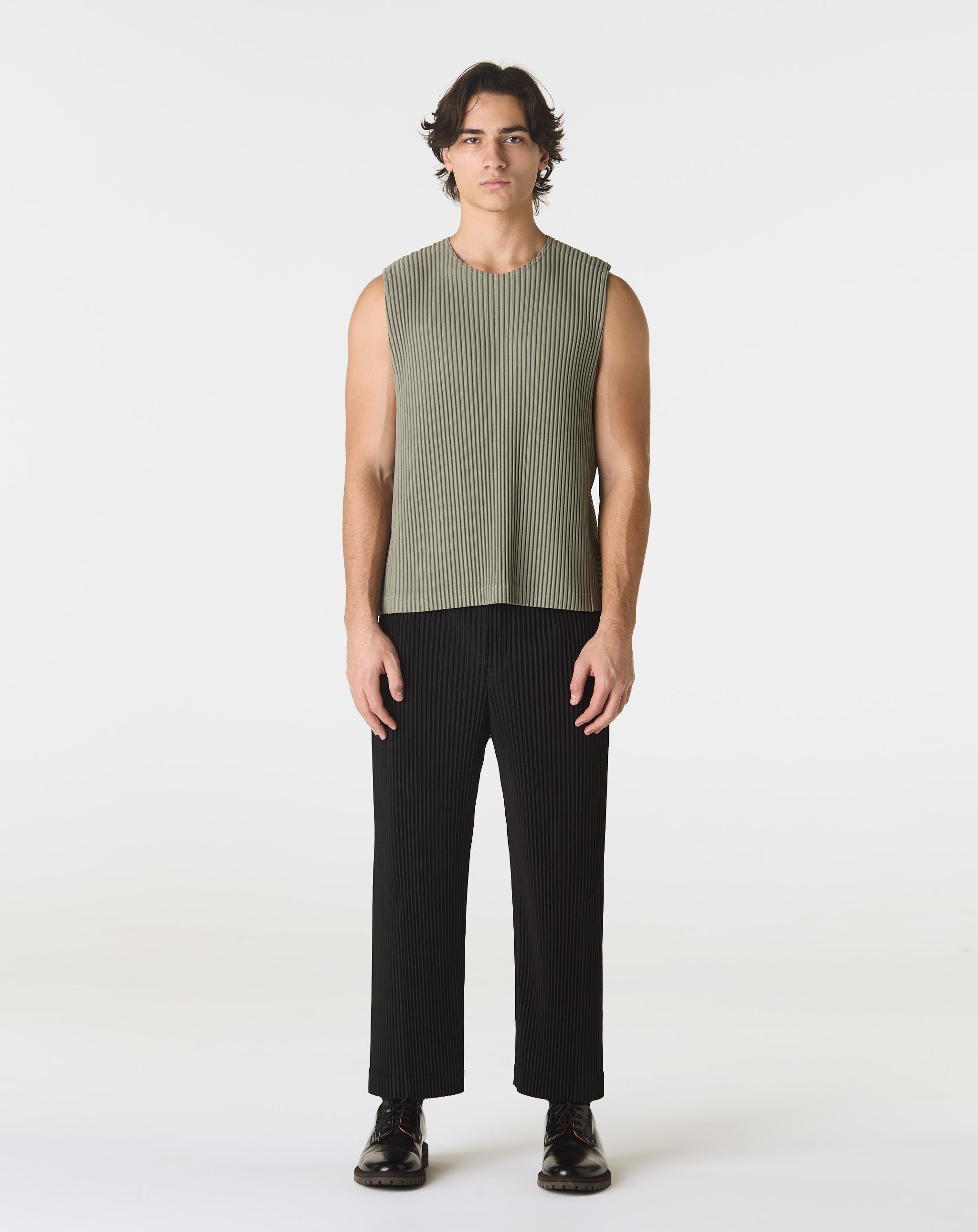 極美品 HOMME PLISSE TAILORED PLEATS 2 VEST Homme Plissé Issey Miyake - Tailored Pleats 2 Vest - Mangan Green