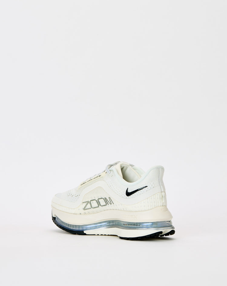 Nike Women's Pegasus Premium - XHIBITION