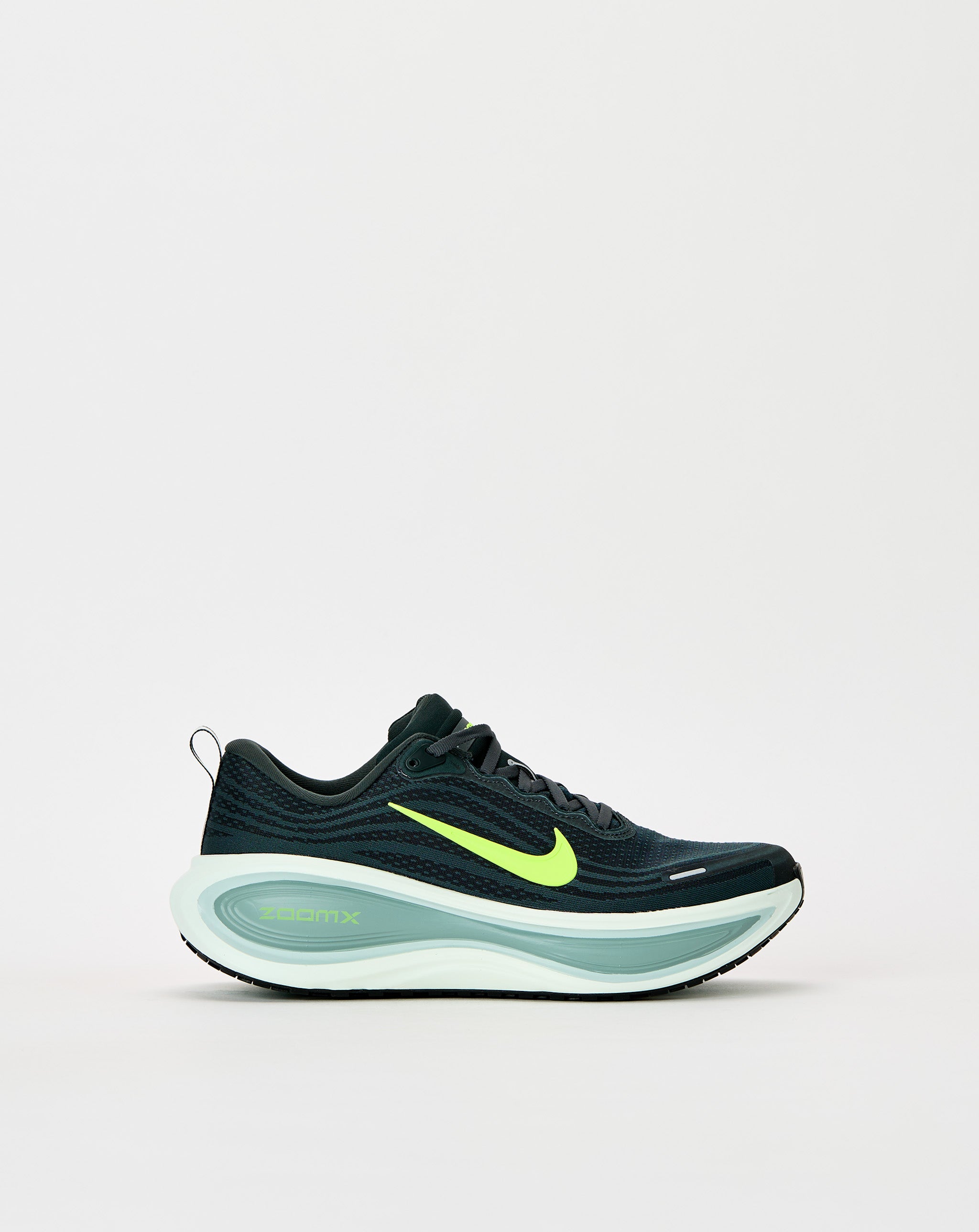 Nike Vomero Plus - XHIBITION