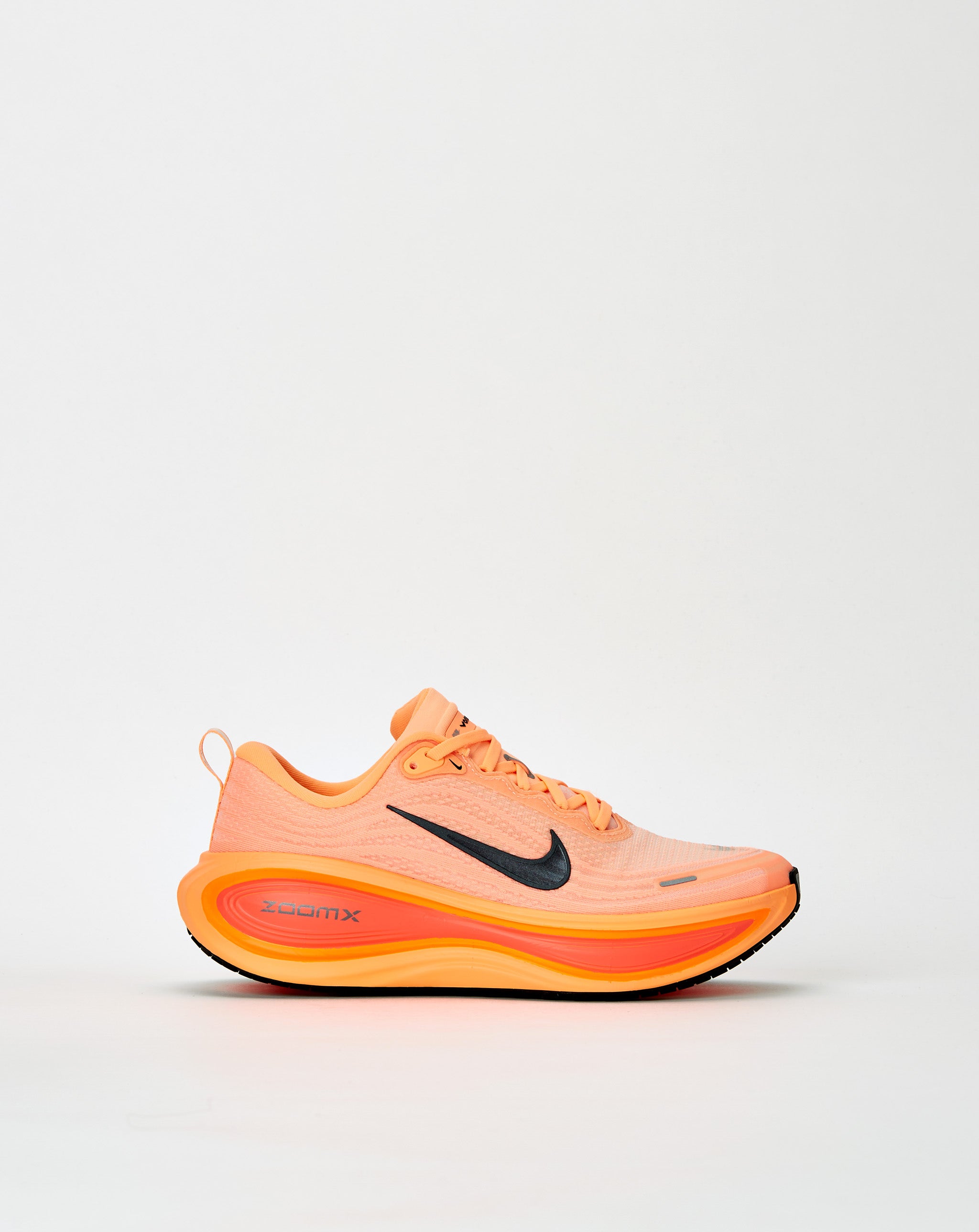 Vomero Plus – Xhibition