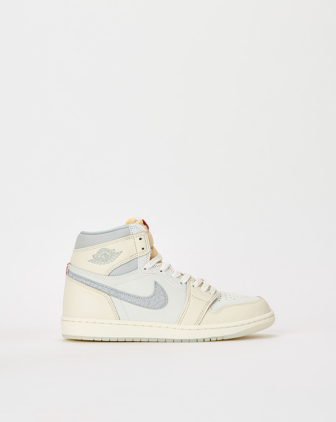 Air Jordan 1 Retro High OG 'Sail/University Red'