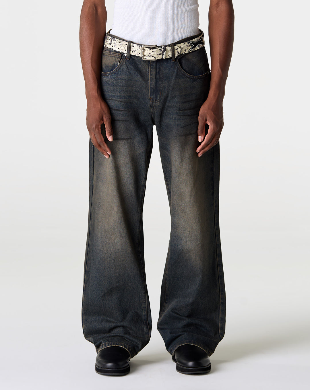 Lax Straight Cut Denim