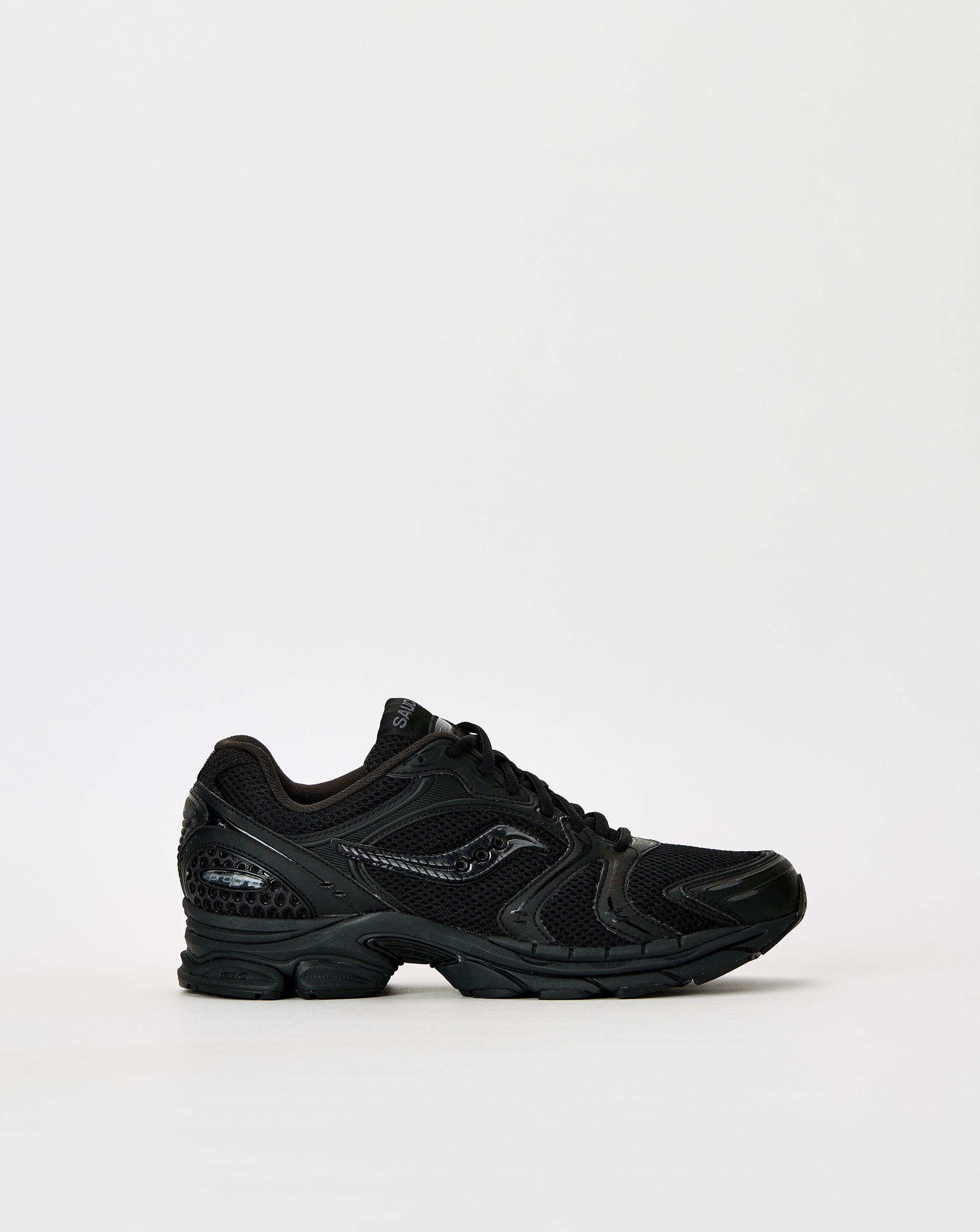 【SUNKUANZ】Bumpy Sneakers Black SANKUANZ Bumpy Sneakers Black – TONE FOOTWEAR