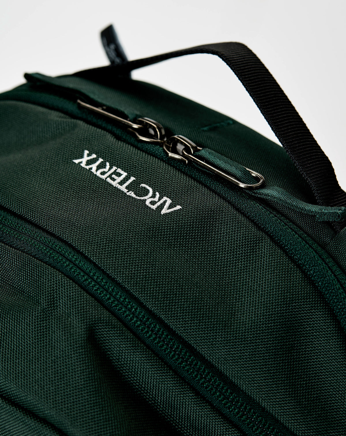 Arc'teryx Mantis 16 Backpack - XHIBITION