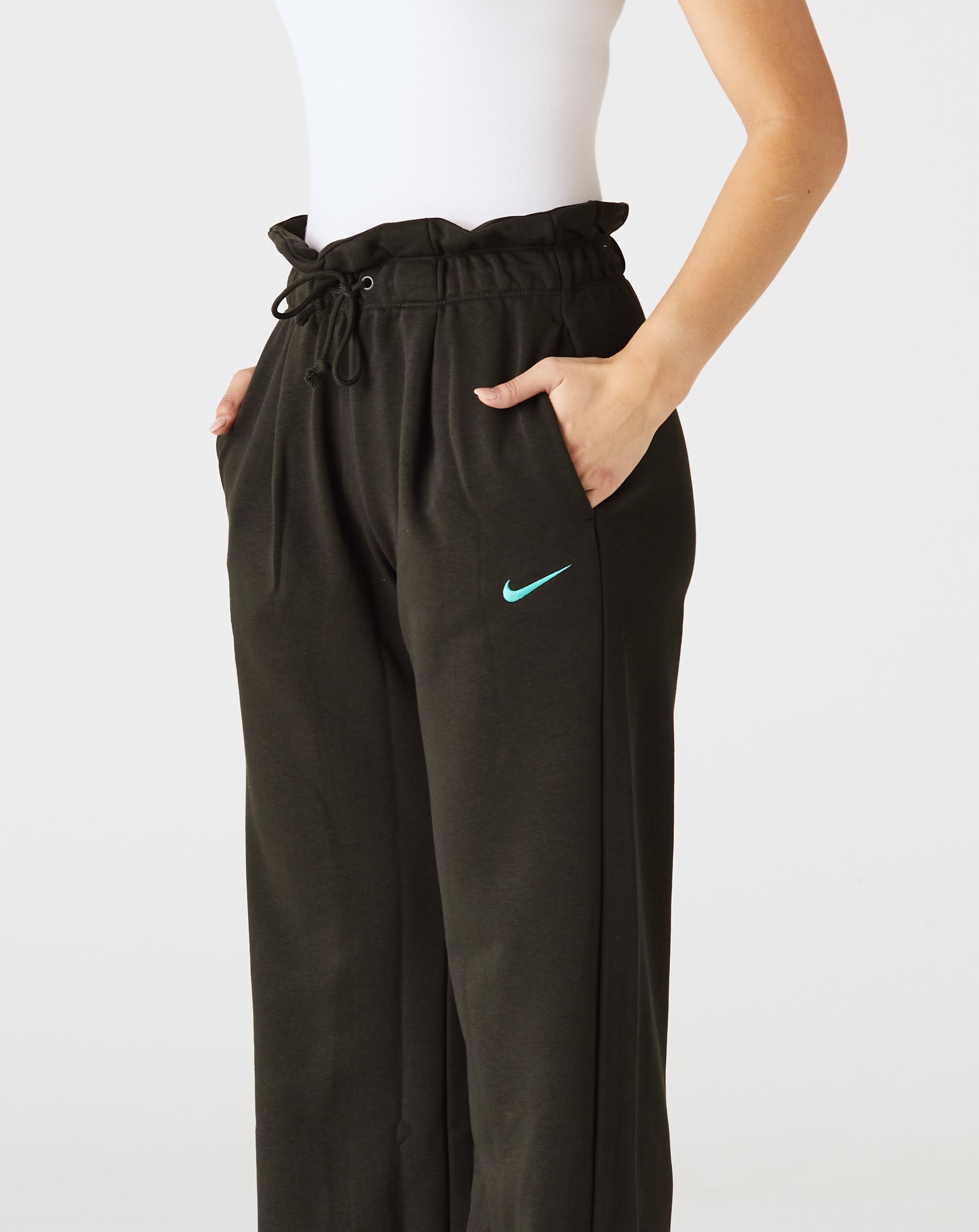 Nike Women's Everyday Modern Fleece Open Hem Pants  - XHIBITION